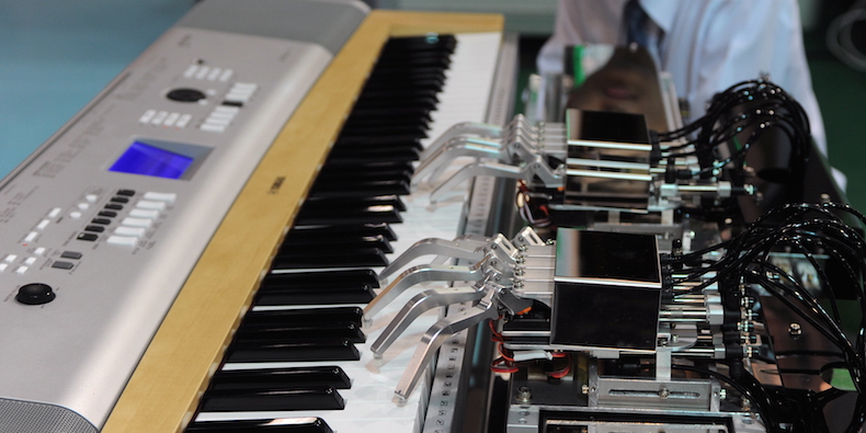 Google представила A.I. Duet - искусственный интеллект, способный аккомпанировать человеку на пианино